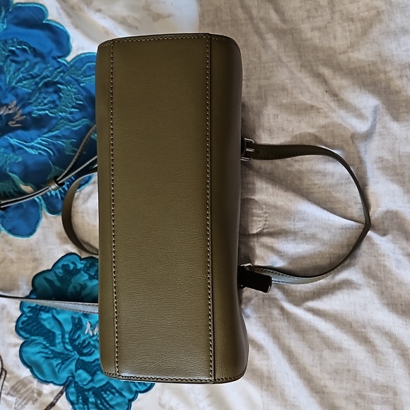 Marc Jacobs Little Big Shot Top Handle Satchel in Medium Green - Picture 9 of 12